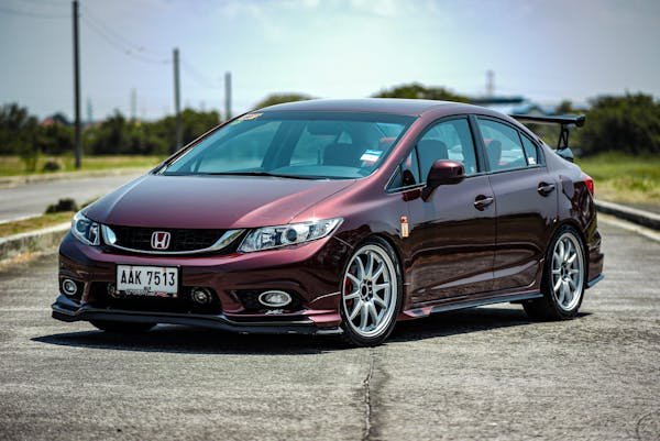 Louer voiture à Marseille : options, tarifs et conseils pratiques